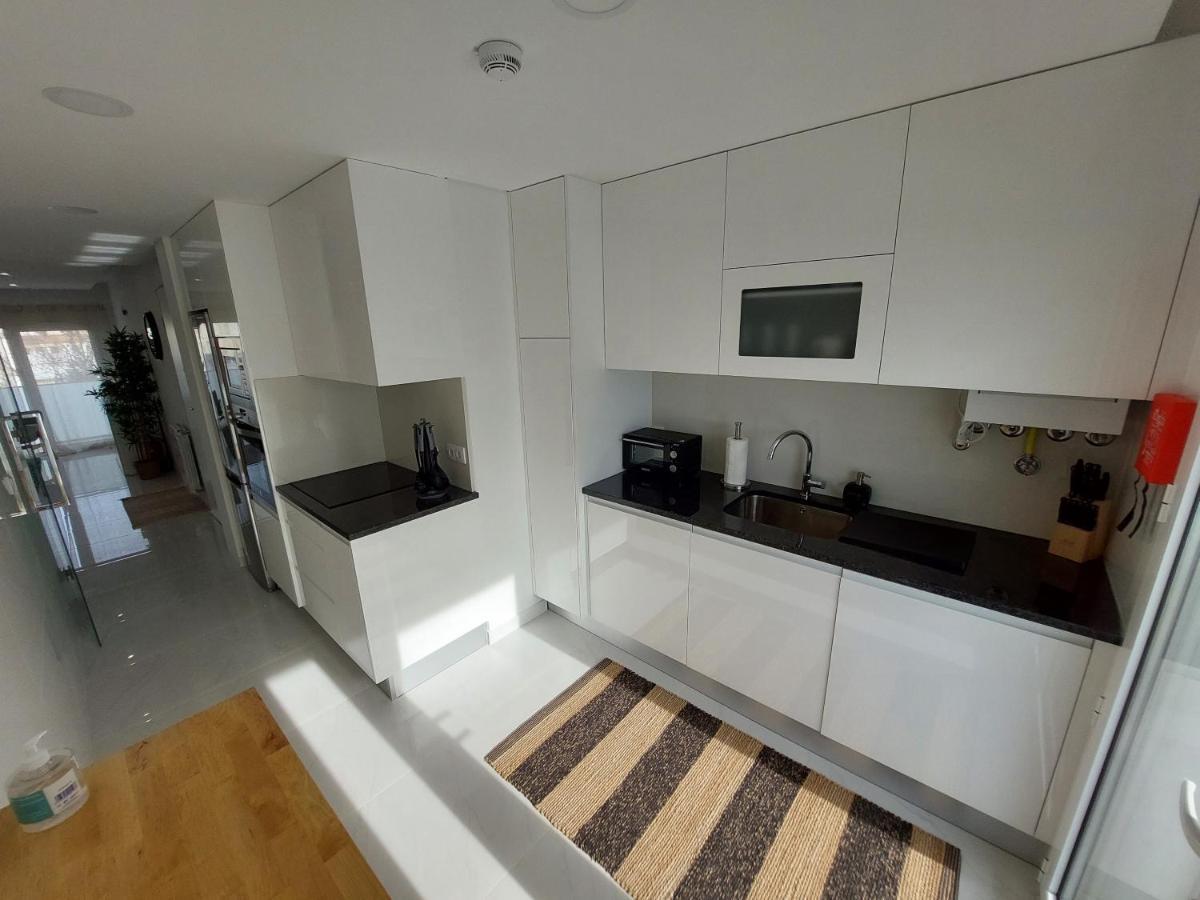 Beach Life Apartment, New, Elegant And Cozy Nazaré Buitenkant foto